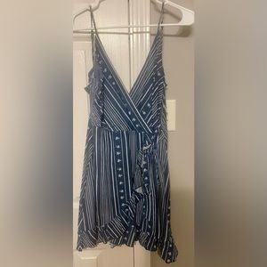 Small women’s altered state blue and white floral  dress